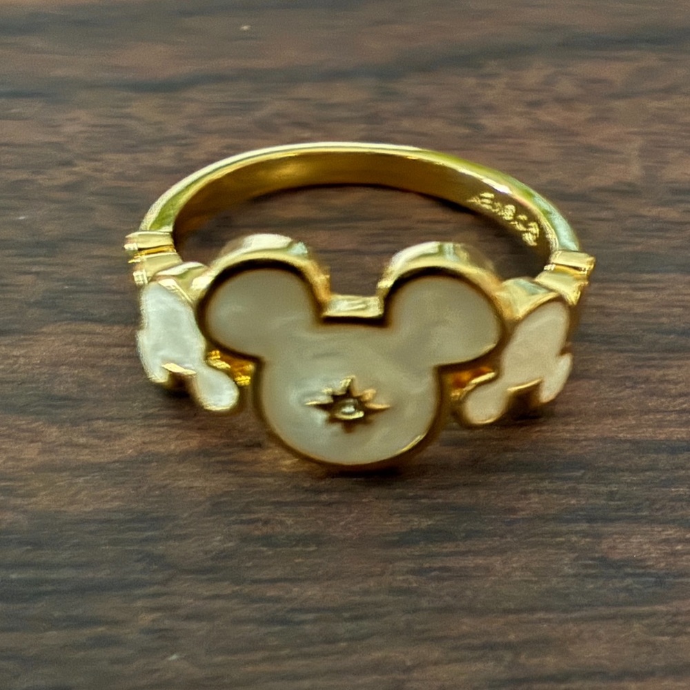 Disney Parks Enamel Gold Tone Mickey Ring Size 6